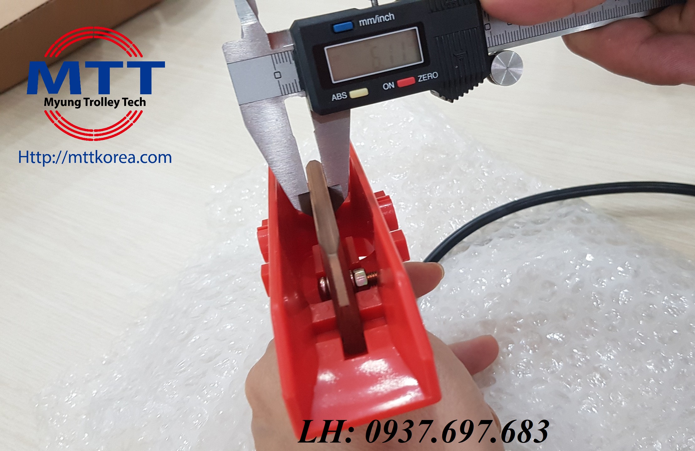 Công ty TNHH MTT Hàn Quốc Lá than chổi tiếp điện 60A 